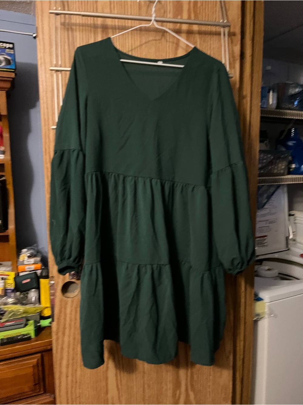 V‑Neck Tiered Midi Dress in Forest Green